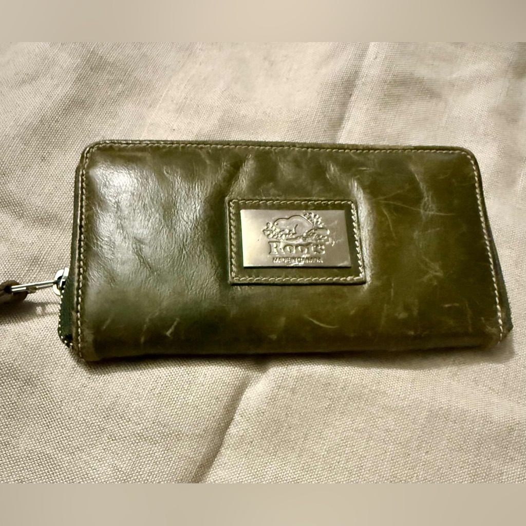 Vintage Roots Forest Green Leather Wallet Vintage Roots Forest Green Leather Wallet